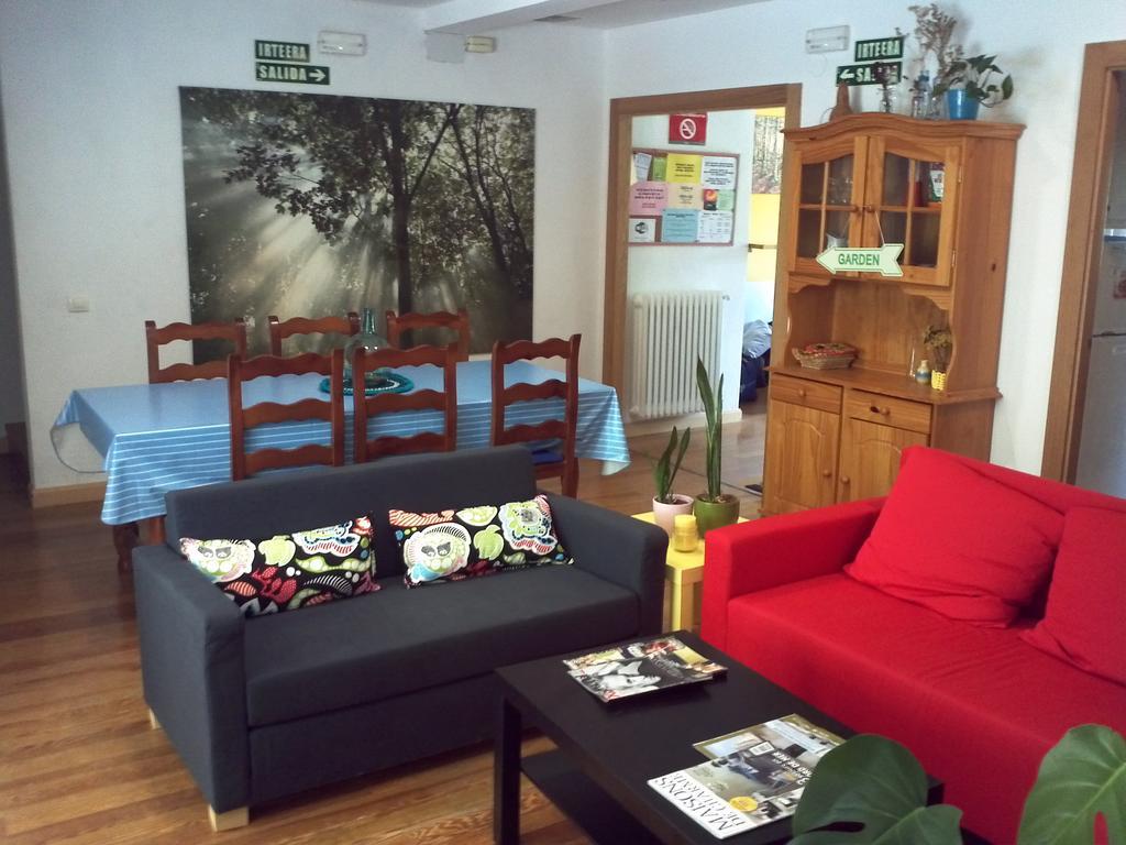 Xarma Hostel Pamplona Eksteriør bilde