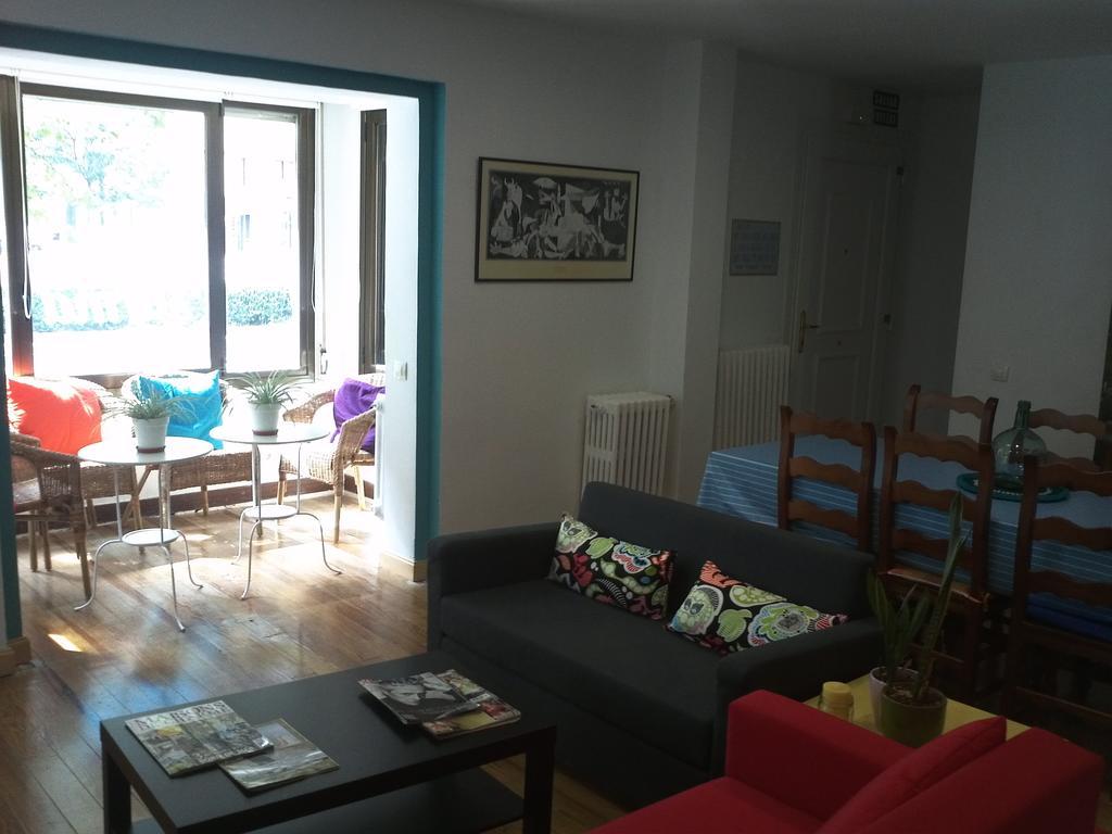 Xarma Hostel Pamplona Eksteriør bilde