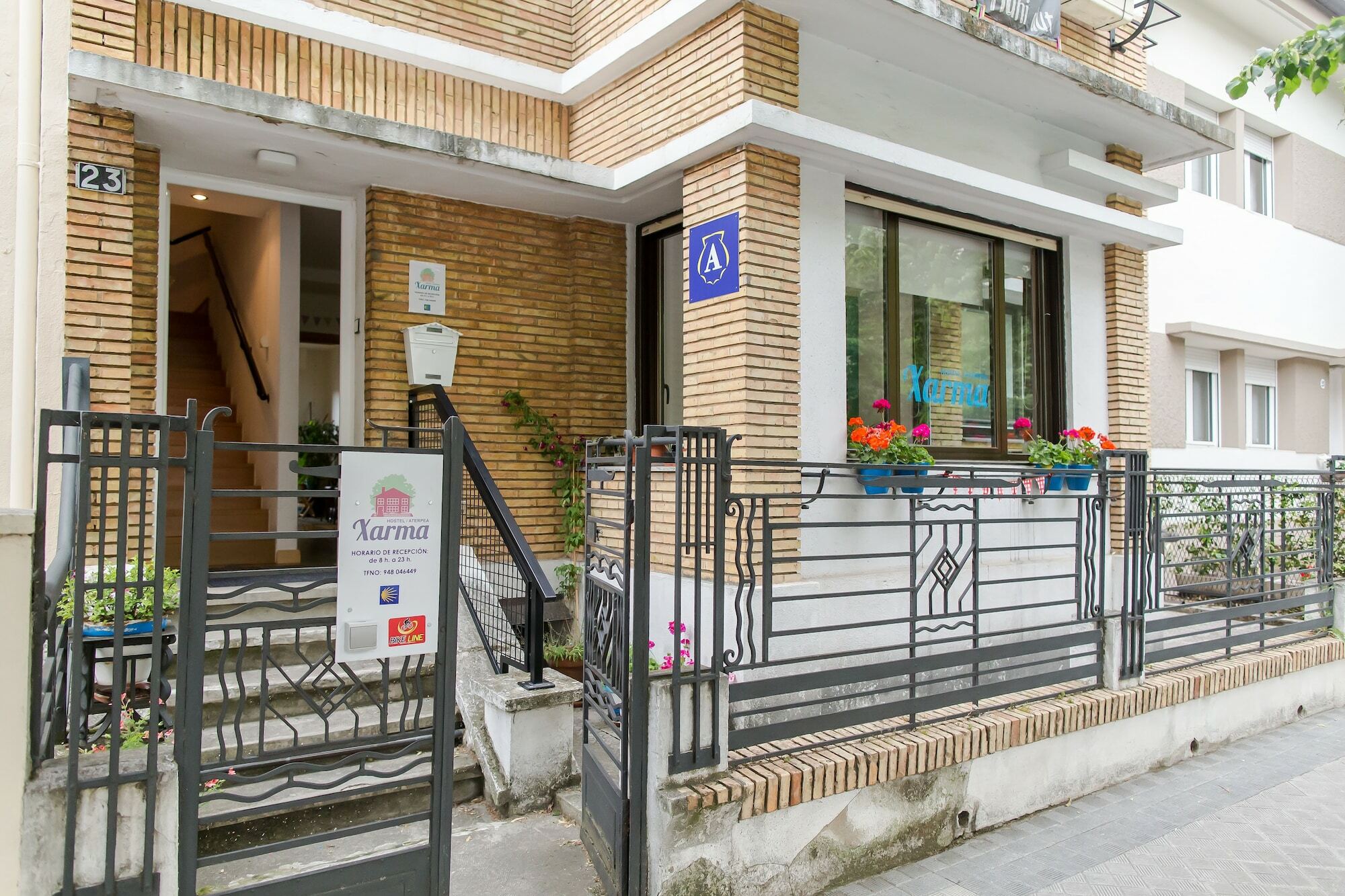 Xarma Hostel Pamplona Eksteriør bilde